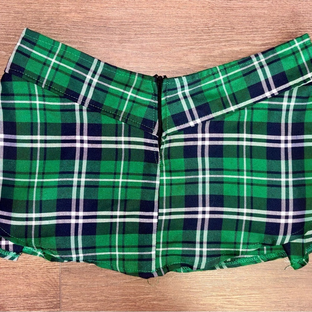 ☘️ St Patrick’s Day ladies green plaid polyester micro mini skirt (one size) 🍀 - Picture 4 of 5